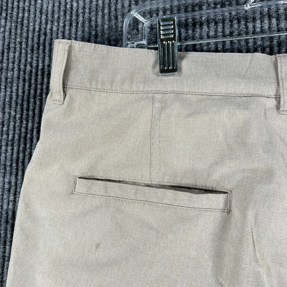 Travis Mathew Shorts Mens Size 36 Beige Chino Golf‎ Outdoor Casual 10